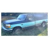 Ford F-150 XLT Pickup with Camper Shell (Does Not Run) – White Cloud