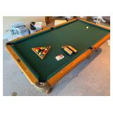 Pool Table with Cues, Balls & Care Kits – White Cloud