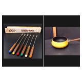Oster Fondue Pot with 6 Forks in Original Box