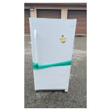 Frigidaire FFFU14M1QWB Upright Freezer, Manual Defrost, White