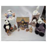 Vintage Jim Shore Heartwood Creek Miniature Nativity Set w/ other Holiday Decorations