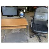 Mobile Computer Desk with Pull-Out Tray and High-Back Executive Swivel Chair – Grand Rapids Off-Site