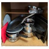 Assorted Cookware Lot - Stainless Steel Saucepans, Frying Pan, Baking Pans & More – Lake Odessa Off-