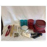 Small Collection of Vintage Kitchenwares