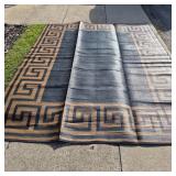 Reversible Outdoor Patio Mat With Greek Key Border Design Black & Tan, Approx. 9