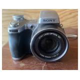 Sony Cyber-shot DSC-H1 Digital Camera