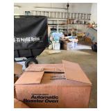Hamilton Beach Automatic Electric Roaster Oven with Original Box - Lake Odessa Off-Site