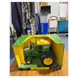 John Deere 6030 Diesel 1/16 Die-Cast Tractor Ertl Collector Edition
