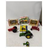 Farm Tractor Toy Lot John Deere, ERTL Farm Classics Wagons & Die-Cast Tractors