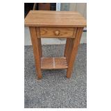 Amish Made Solid Oak End Table w/ Drawer