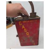 Vintage Red 1-Gallon Metal Gasoline Can