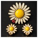 Vintage Weiss Enamel Daisy Brooch & Earrings Demi Parure - Potterville