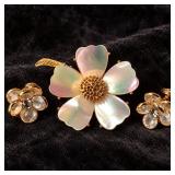 Mid-Century Mandle Mother of Pearl Dogwood Brooch & Clip Earrings - Potterville