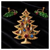 Vintage Brooks Rhinestone Christmas Tree Brooch & Holly Earrings - Potterville