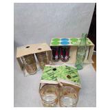 Small Collection of Vintage Retro Libbey Floral Patterned Glasses, Christmas Themed Glasses and More