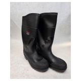 New in Box Pair of Women