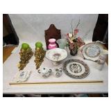 Small Collection of Vintage and Vintage Themed Home Decor