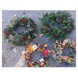 4 Seasonal Wreaths