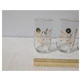 Vintage Set Of 4 David Douglass Gold Floral Print & Rimmed Drinking Glasses In Great Condition - Estate Sales Warehouse (GR)