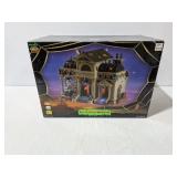 Vintage LEMAX Spooky town Collections "Rest In Pieces Mausoleum" & Spooky Tree - Estate Sales Warehouse (GR)