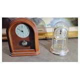 Vintage Quartz Mantel Clock and Elgin Dome Clock