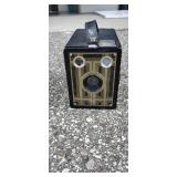 Vintage Brownie Junior Six-20 Box Camera