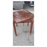 Vintage Mahogany End Table with Golf Medallion