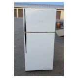 Top-Freezer Freestanding Refrigerator