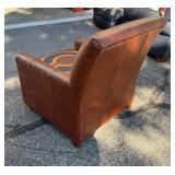 One-of-a-Kind Chicago Bears Hand-Painted Leather Armchair - Custom Upcycled Furniture - photo 4