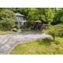 Extraordinary waterfront property