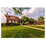 202/204 W Poplar St, Harrisburg, Illinois - Twin Mansions and Carriage House (Previous Bed and Break