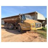 2014 CATERPILLAR 725 ARTICULATED DUMP TRUCK