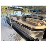 25FT. PONTOON BARGE AND MOTOR