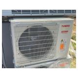 AIR CONDITIONER