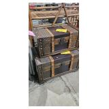 TRUNK DECOR