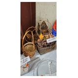 BASKET LOT
