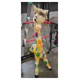 VINTAGE GIRAFFE TOY
