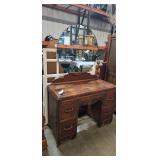 VANITY DRESSER WITH MIRROR