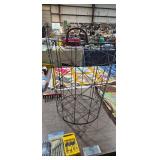 WIRE BASKET / HAMPER