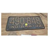 VINTAGE LICENSE TAG INDIANA