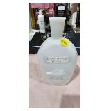 MILKGLASS BENJAMIN FRANKLIN DECANTER