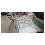 CHRISTMAS GLASSES