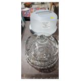 GLASS CAKE PLATE WITH LID / CAKE TAKER