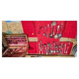 FLATWARE