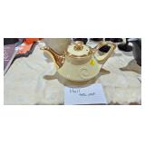 HALL TEA POT