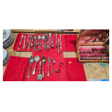 FLATWARE