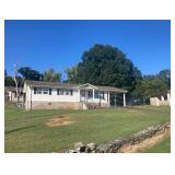 223 CIRCLE DR