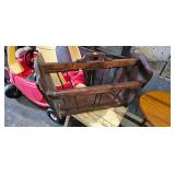 MAGAZINE RACK