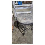 METAL STOOL