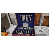 FLATWARE / SILVERWARE